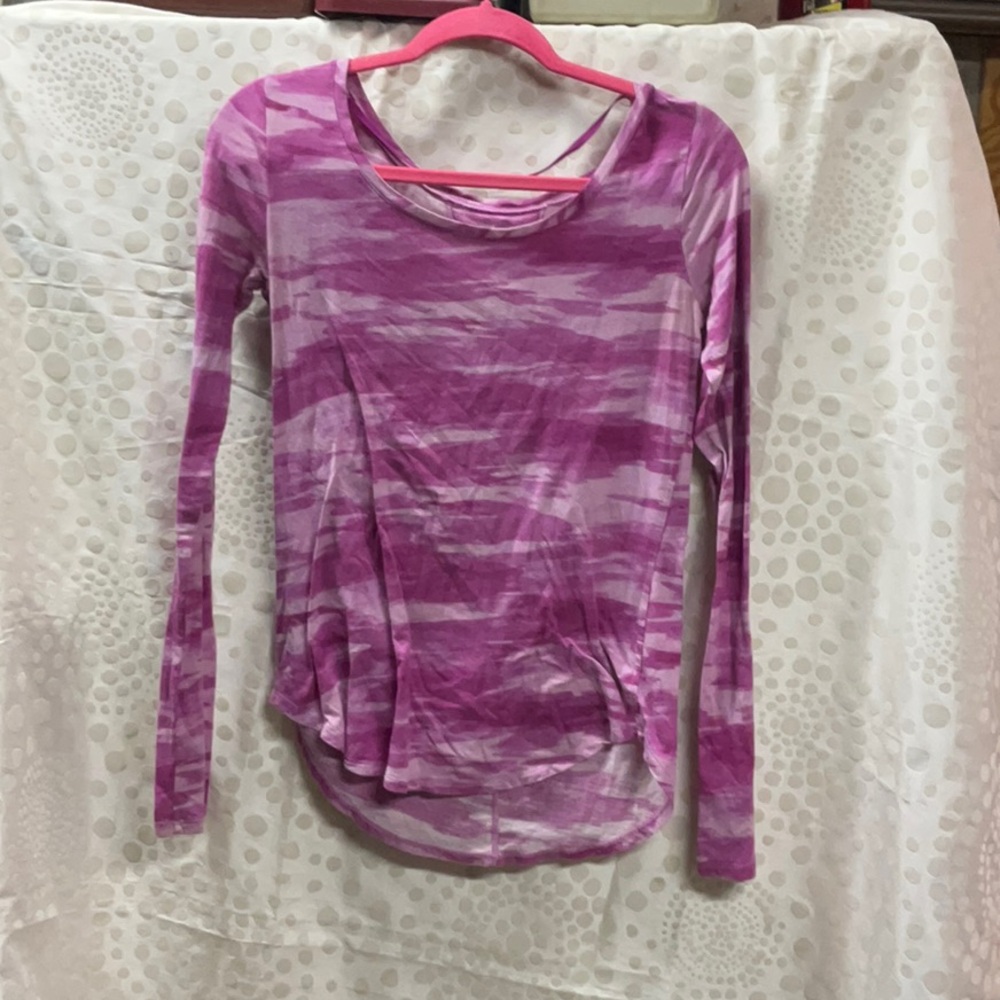 Under Armour Long sleeve tie-dye top